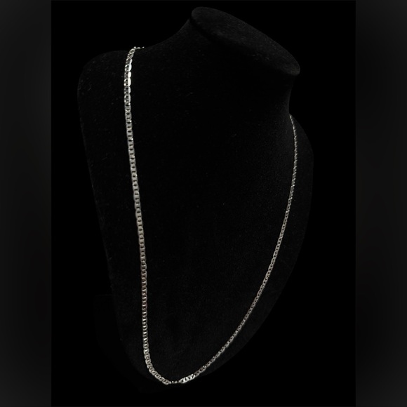Silver-Tone Rectangle Link Chain Necklace - Picture 2 of 3